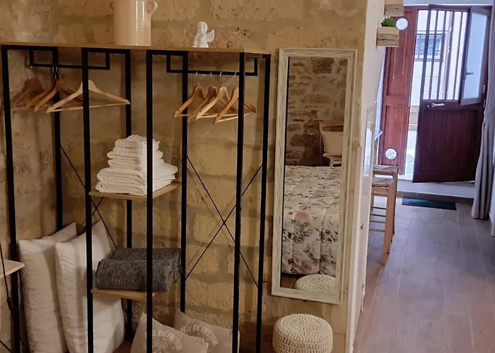 Loft AlbicoccaAlbergo